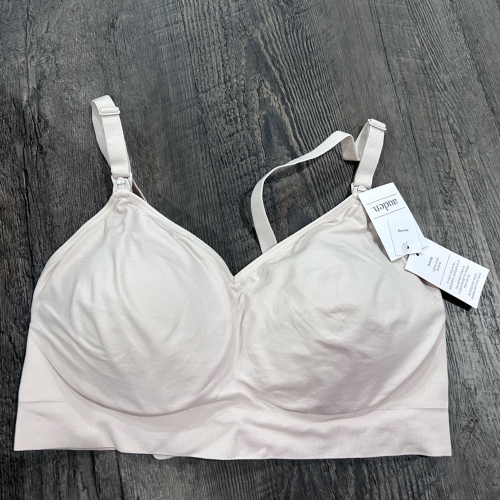 Auden Nursing bra